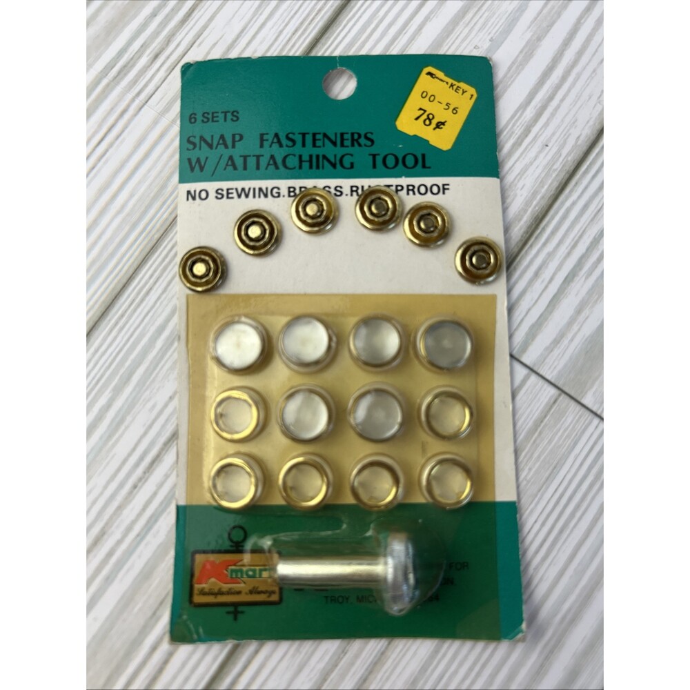 Vintage NOS Pearl Snaps & Attaching Tool Sewing Notions Kmart Brass/Gold Buttons